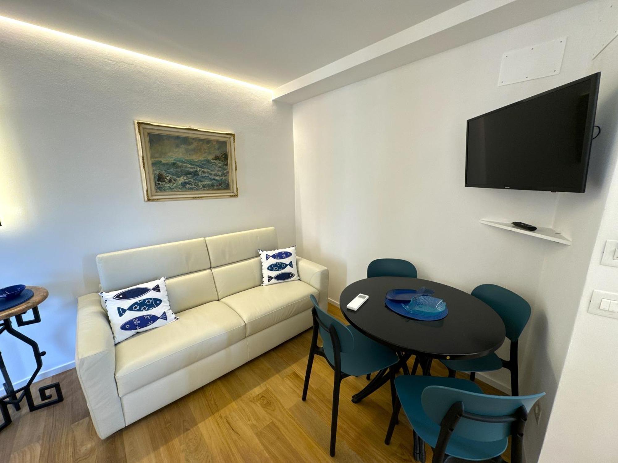 Апартаменты La Casa Rotonda Портовенере Экстерьер фото